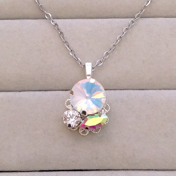 Jewelry - White Opal + Aurora Borealis Rivoli Crystal Silver Pendant Drop Necklace